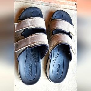 Dunham mens Newport Slide Wf Slide Sandal